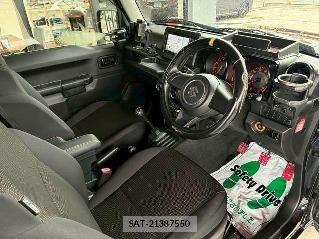 Suzuki JIMNY 2018-08 7617300-18