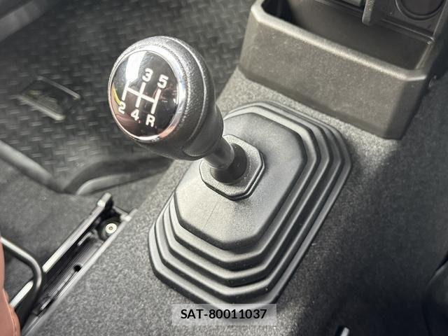 Suzuki JIMNY 2019-05 7617284-23