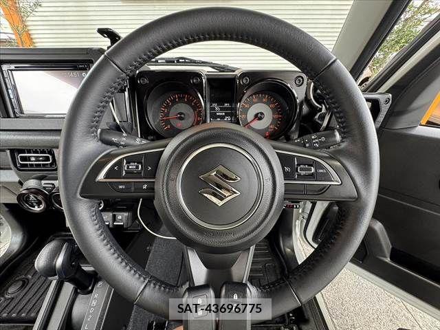 Suzuki JIMNY 2024-04 7617274-6