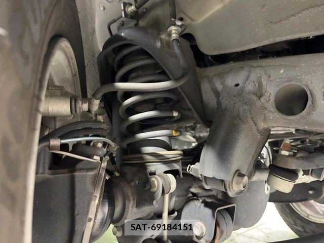 Suzuki JIMNY 2023-09 7617273-19