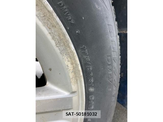 Suzuki JIMNY 2005-06 7617324-9