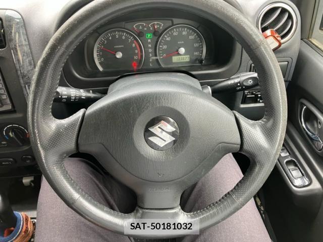 Suzuki JIMNY 2005-06 7617324-17