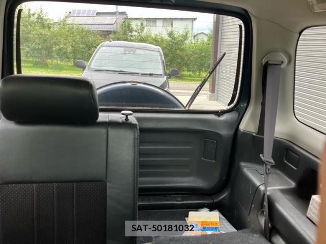 Suzuki JIMNY 2005-06 7617324-23