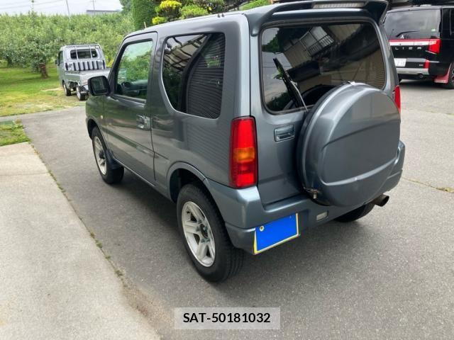 Suzuki JIMNY 2005-06 7617324-4