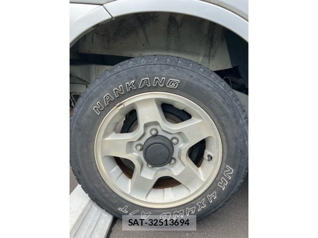 Suzuki JIMNY 1999-01 7617323-9