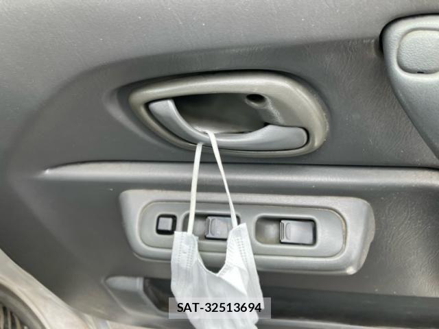 Suzuki JIMNY 1999-01 7617323-17