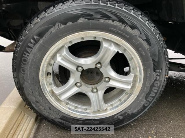 Suzuki JIMNY 2009-09 7617317-6