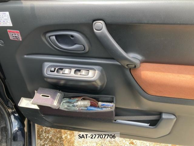Suzuki JIMNY 2006-08 7617318-9