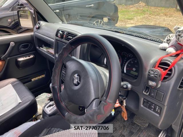 Suzuki JIMNY 2006-08 7617318-10