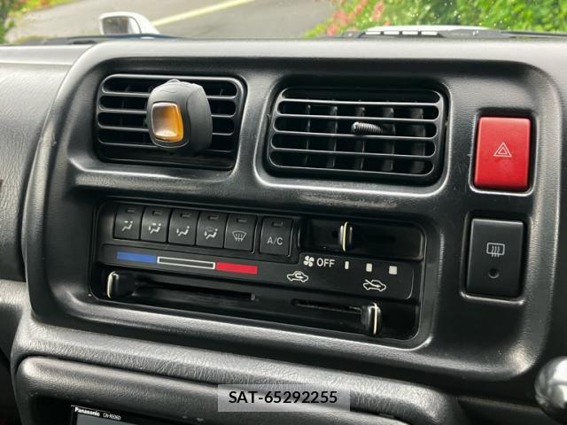 Suzuki JIMNY 2004-05 7617321-18