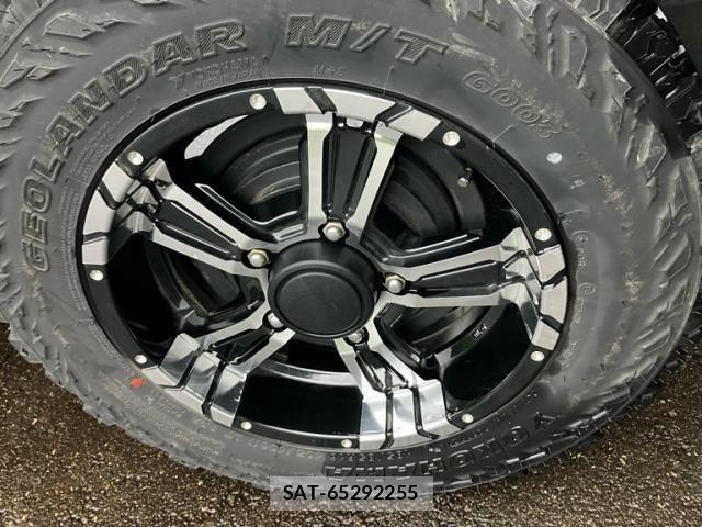 Suzuki JIMNY 2004-05 7617321-8