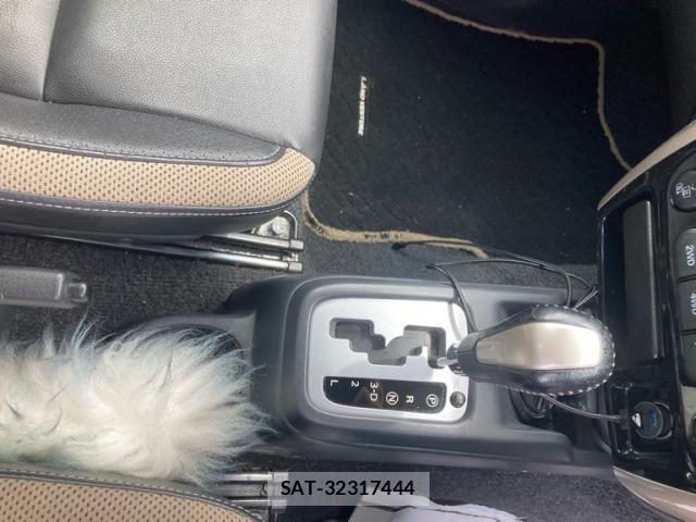 Suzuki JIMNY 2016-07 7617310-13