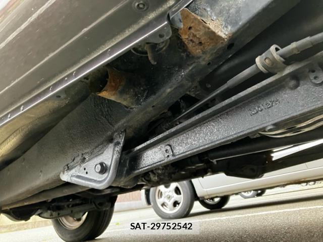Suzuki JIMNY 2009-06 7617319-12