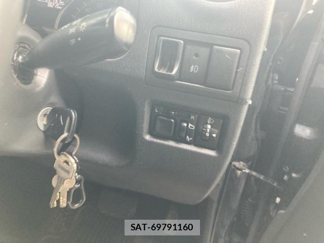 Suzuki JIMNY 2016-03 7617309-14