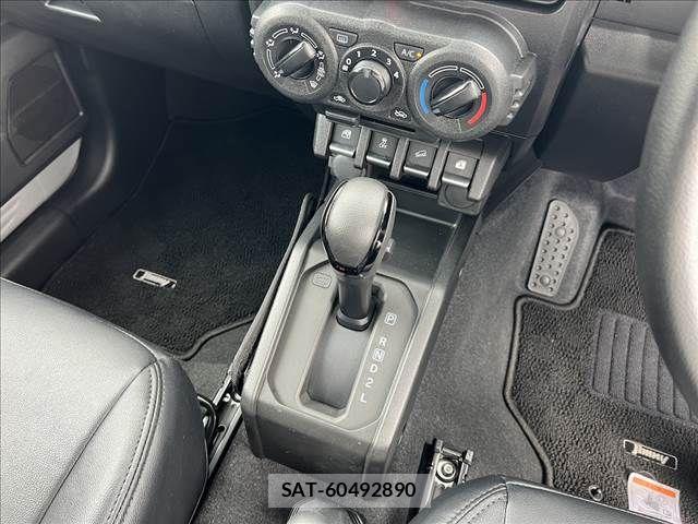 Suzuki JIMNY 2025-01 7617262-16