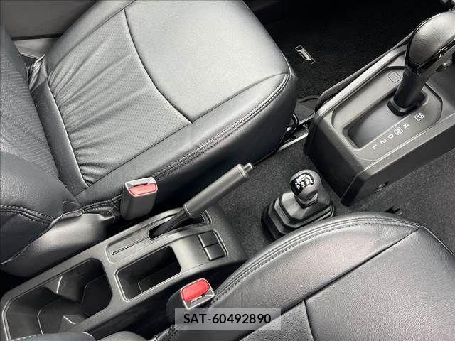 Suzuki JIMNY 2025-01 7617262-17