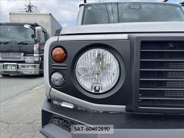 Suzuki JIMNY 2025-01 7617262-29