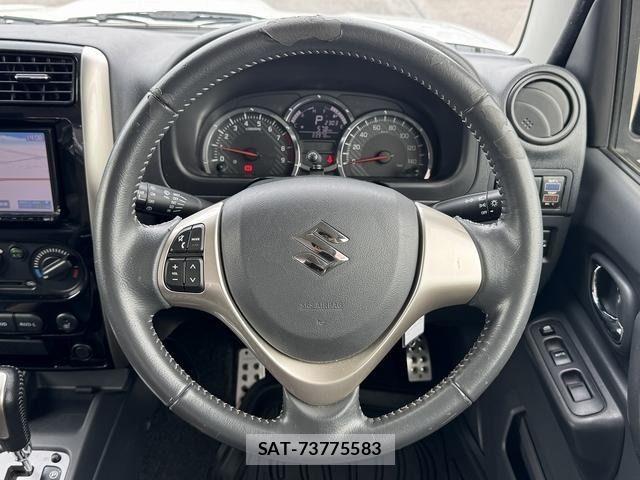 Suzuki JIMNY 2016-03 7617302-12