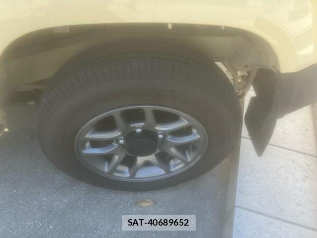 Suzuki JIMNY 2025-04 7617276-3