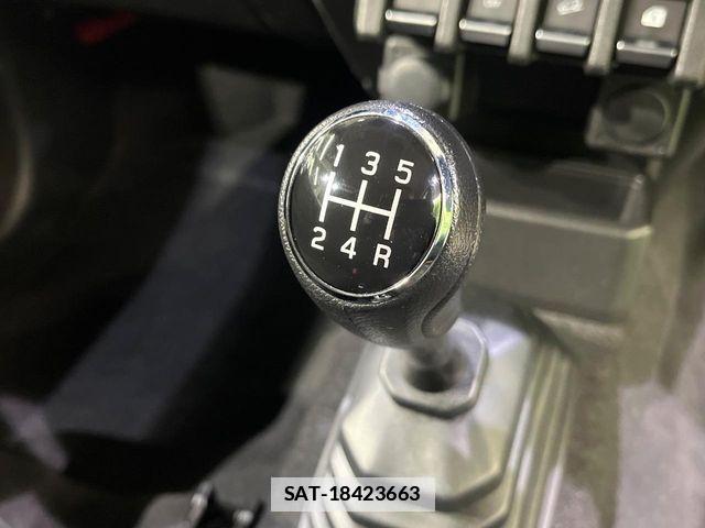 Suzuki JIMNY 2018-07 7724505-2