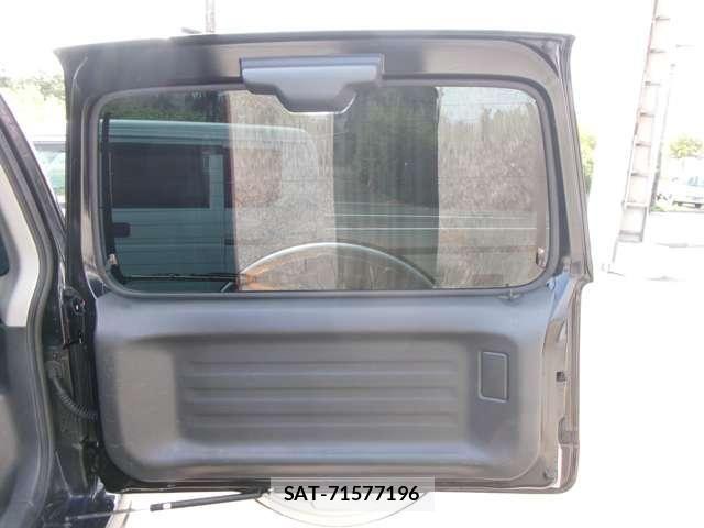 Suzuki JIMNY 2015-06 7724540-19