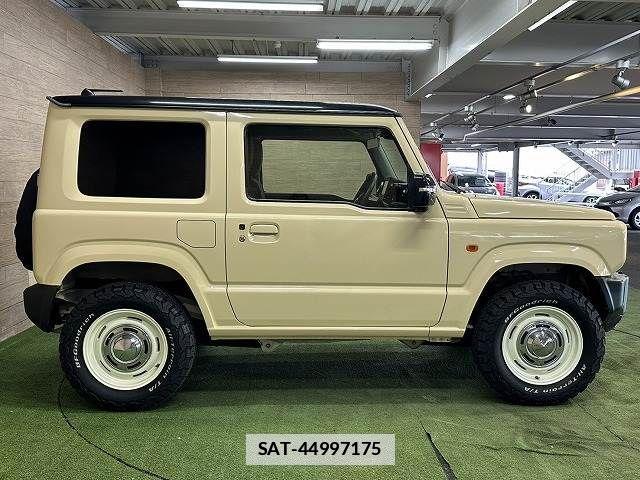 Suzuki JIMNY 2018-07 7724497-17