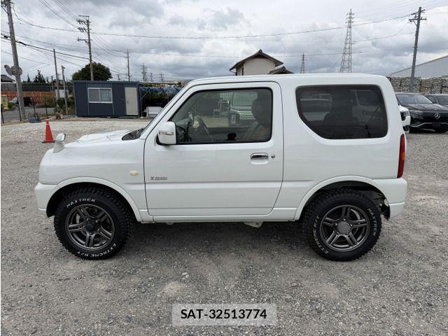 Suzuki JIMNY 2014-06 7724536-4
