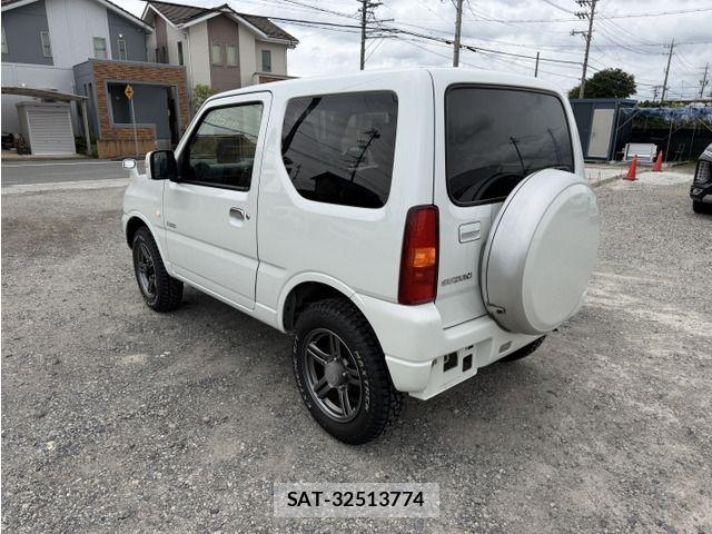 Suzuki JIMNY 2014-06 7724536-5