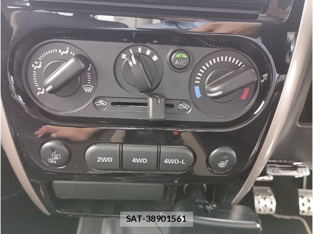 Suzuki JIMNY 2016-12 7724535-16