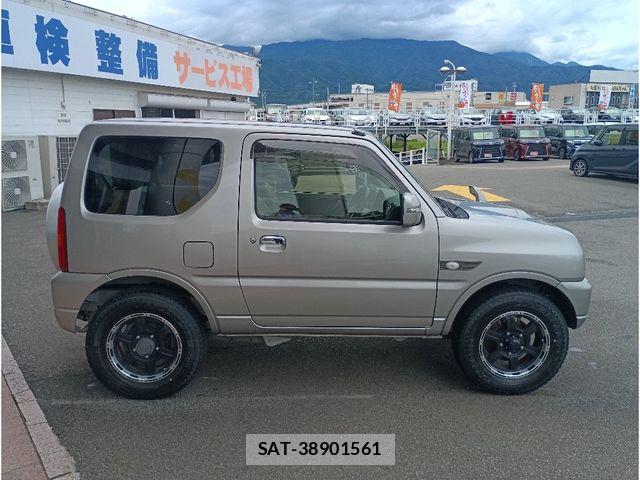 Suzuki JIMNY 2016-12 7724535-27