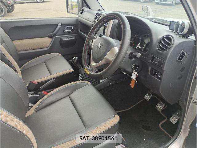 Suzuki JIMNY 2016-12 7724535-5