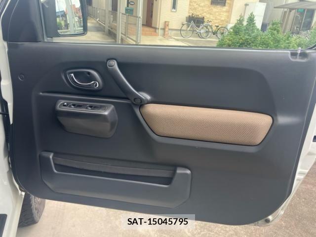 Suzuki JIMNY 2017-03 7785876-9
