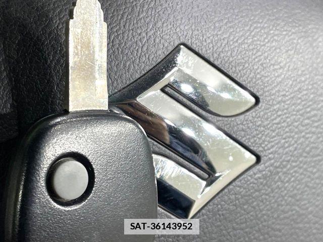 Suzuki JIMNY 2016-02 7785885-6