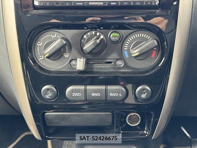 Suzuki JIMNY 2015-01 7785889-21
