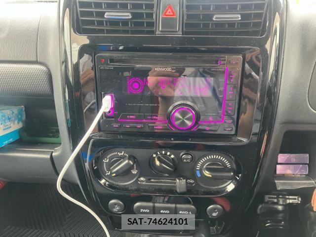 Suzuki JIMNY 2013-02 7785873-15