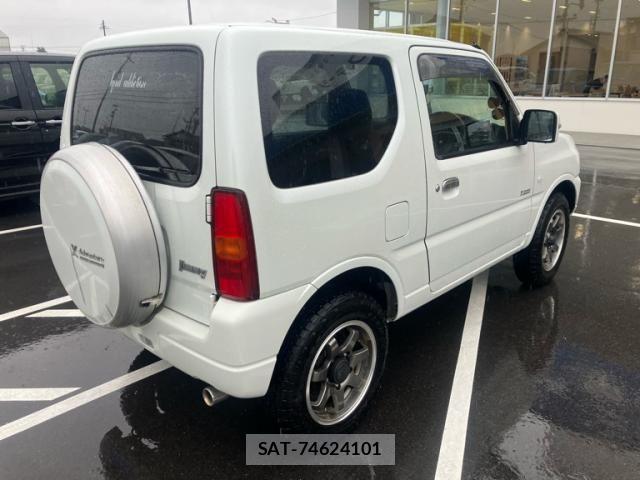 Suzuki JIMNY 2013-02 7785873-2