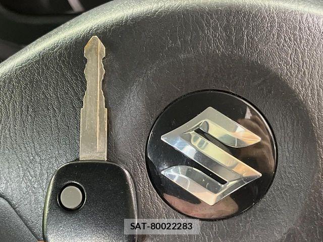 Suzuki JIMNY 2011-06 7877042-4