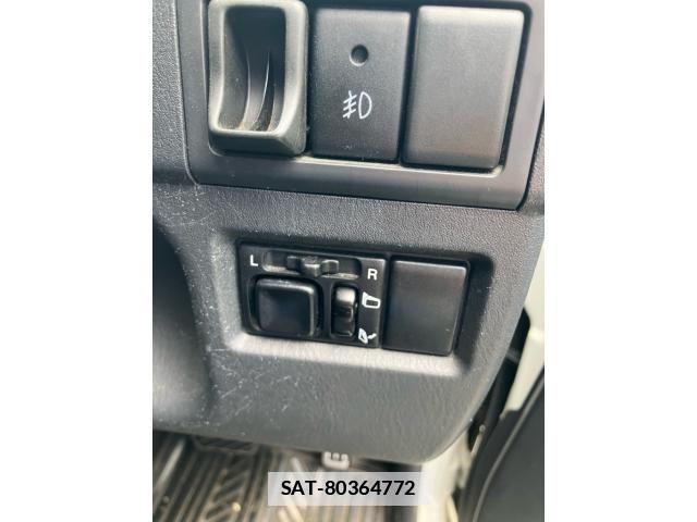 Suzuki JIMNY 2005-09 7877048-13