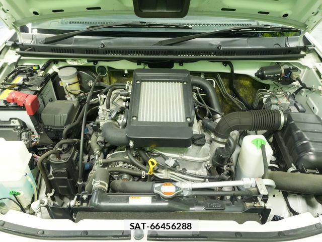 Suzuki JIMNY 2018-02 7877037-17