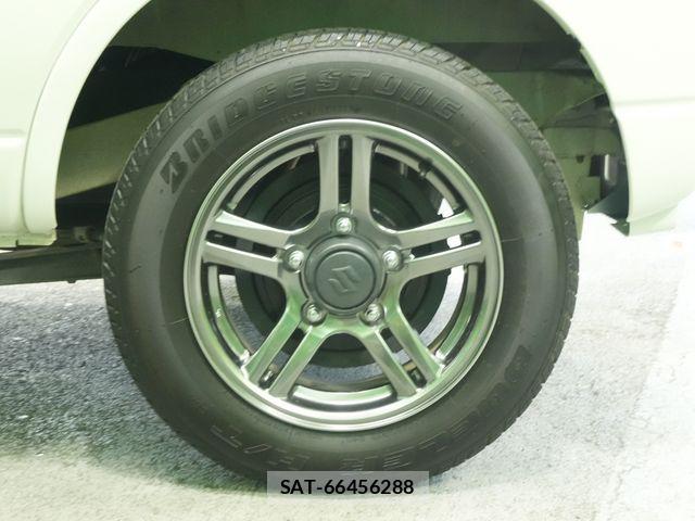 Suzuki JIMNY 2018-02 7877037-29