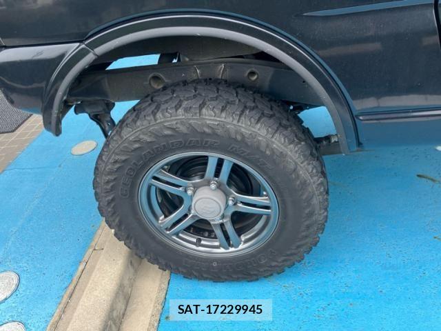 Suzuki JIMNY 2014-02 7877043-4