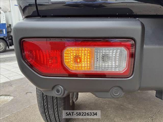 Suzuki JIMNY 2024-12 7877031-2