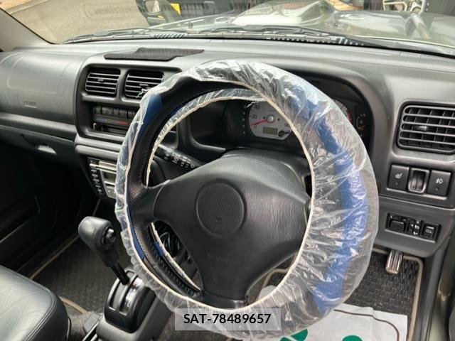 Suzuki JIMNY 2004-07 7877047-13