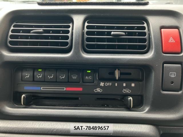 Suzuki JIMNY 2004-07 7877047-18