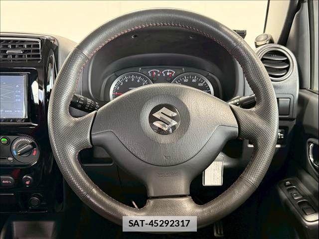 Suzuki JIMNY 2014-06 7902784-14