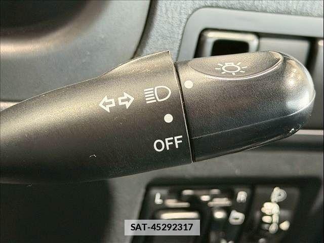 Suzuki JIMNY 2014-06 7902784-16