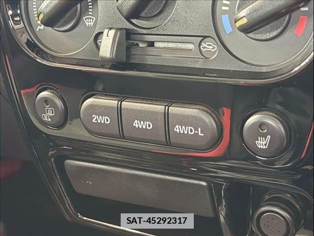 Suzuki JIMNY 2014-06 7902784-22