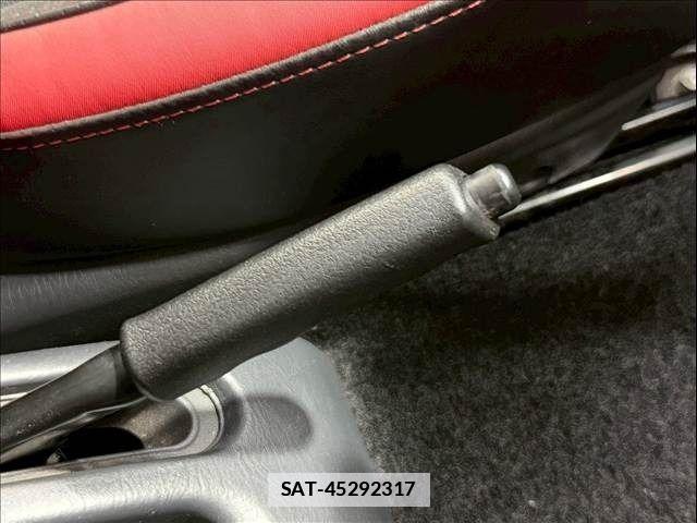 Suzuki JIMNY 2014-06 7902784-25