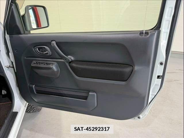 Suzuki JIMNY 2014-06 7902784-7