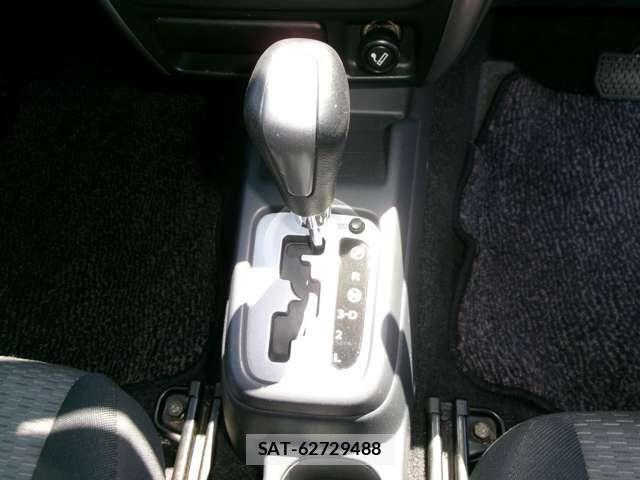 Suzuki JIMNY 2005-02 7962206-9